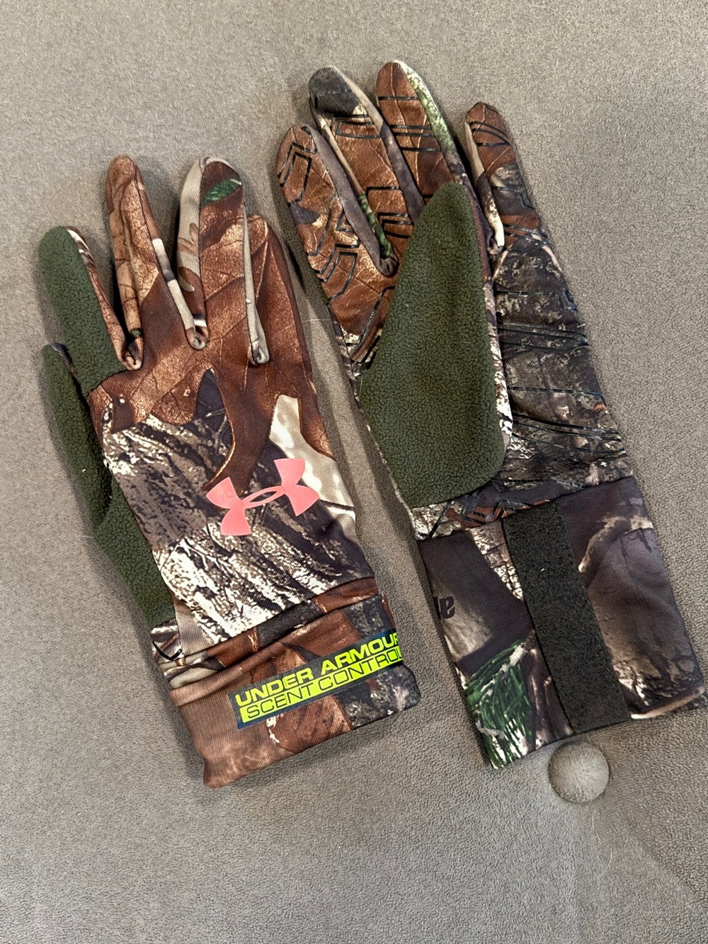 Under Armour Camo Hunting Gloves with Pink Logo